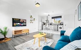 New Luxury Apartment - Cradley Heath - 2Mh - Parking - Netflix - Top Rated